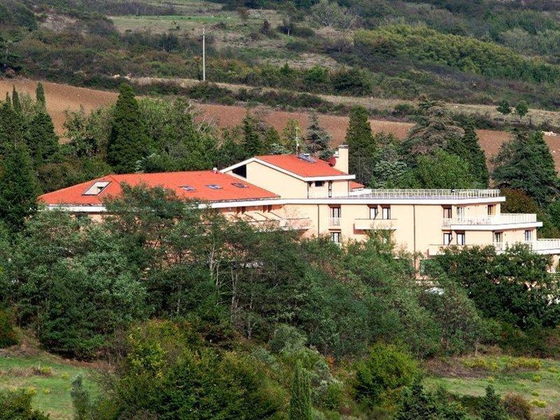 Demidoff Country Hotel 4*